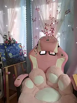 Fuzzy Unicorn online show from 04/01/26, 08:15