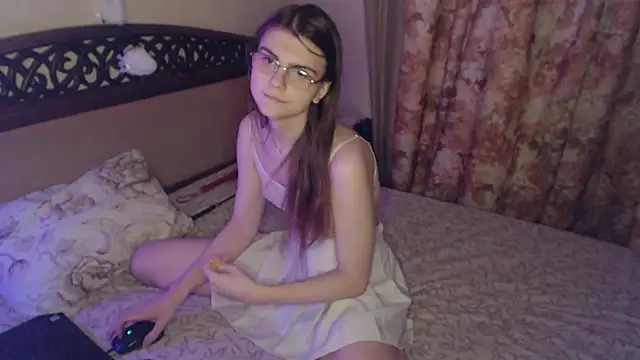 Peralez F online show from 04/21/26, 02:04