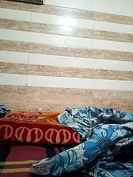 Snapshot of Geeta-satr chatting on 10/14/25, 03:57 Geeta-satr online show from 10/14/25, 03:57