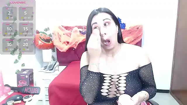 Julieta curvy69 online show from 10/07/25, 12:02