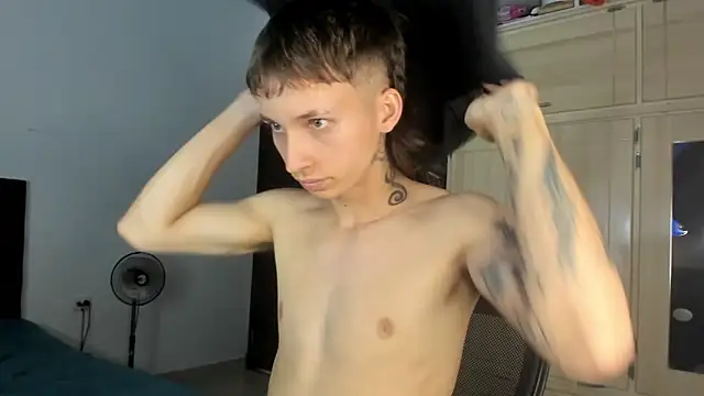 Snapshot of spacehumanz chatting on 02/12/26, 12:49 spacehumanz online show from 02/12/26, 12:49