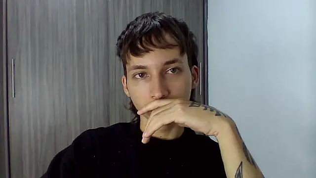 Snapshot of spacehumanz chatting on 03/15/26, 12:49 spacehumanz online show from 03/15/26, 12:49