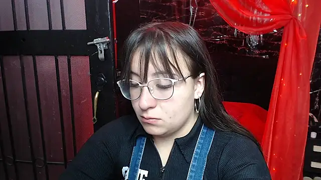 Snapshot of mia_778 chatting on 09/17/25, 01:35 mia 778 online show from 09/17/25, 01:35
