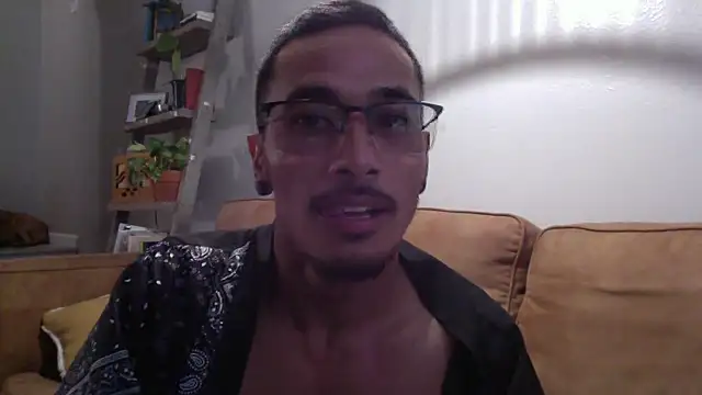 Snapshot of tanjir020 chatting on 09/17/25, 04:41 tanjir020 online show from 09/17/25, 04:41