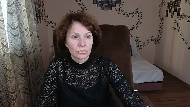 Snapshot of Lia_Tito chatting on 09/10/25, 12:16 Lia Tito online show from 09/10/25, 12:16