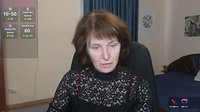 Snapshot of Lia_Tito chatting on 10/04/25, 05:38 Lia Tito online show from 10/04/25, 05:38