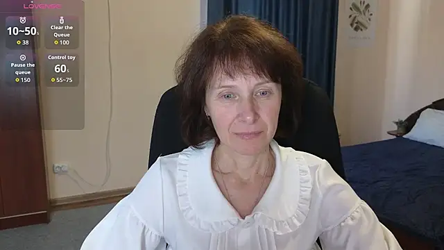 Snapshot of Lia_Tito chatting on 10/11/25, 05:50 Lia Tito online show from 10/11/25, 05:50