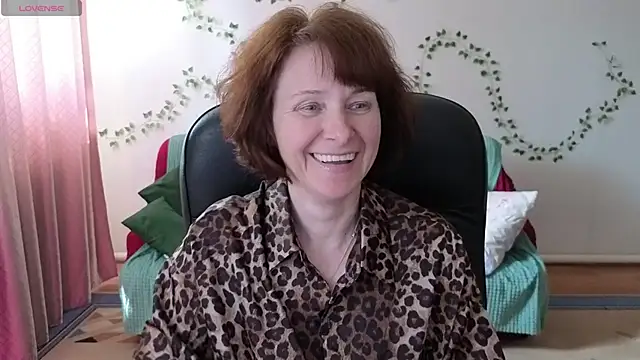 Snapshot of Lia_Tito chatting on 05/09/26, 08:08 Lia Tito online show from 05/09/26, 08:08