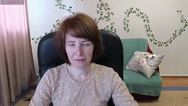 Snapshot of Lia_Tito chatting on 05/19/26, 12:33 Lia Tito online show from 05/19/26, 12:33