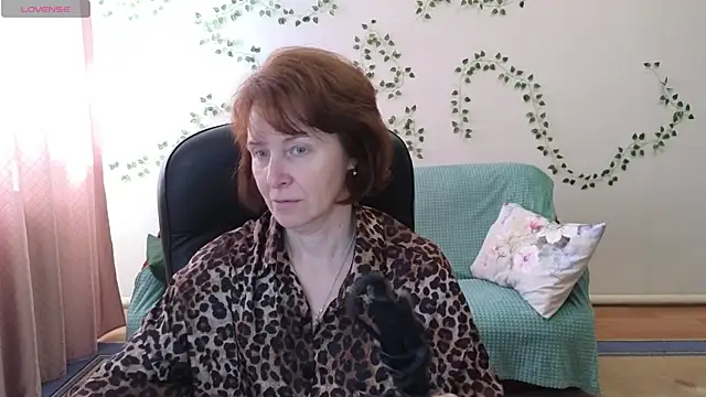 Snapshot of Lia_Tito chatting on 06/06/26, 07:13 Lia Tito online show from 06/06/26, 07:13