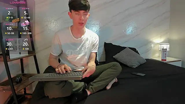 mathias saenz online show from 09/12/25, 07:14