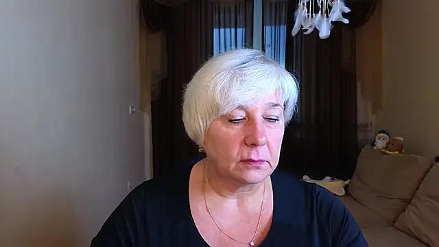 Milana Milky online show from 10/10/25, 05:06