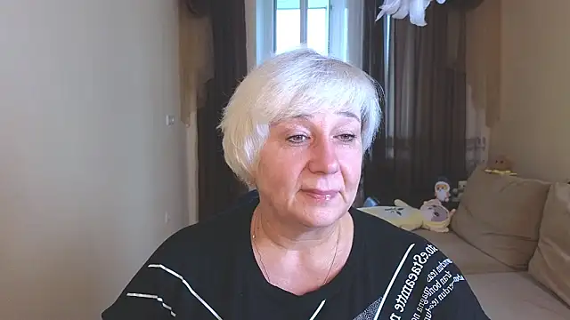 Milana Milky online show from 10/16/25, 05:19