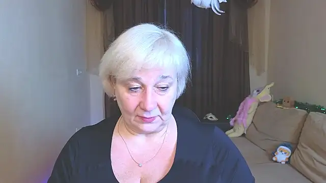 Snapshot of Milana_Milky chatting on 01/09/26, 05:10 Milana Milky online show from 01/09/26, 05:10