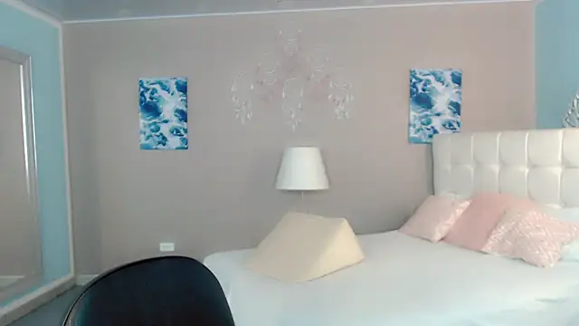 maddissonivanova online show from 02/05/26, 06:56