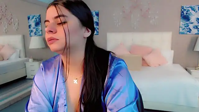 maddissonivanova online show from 04/16/26, 09:39