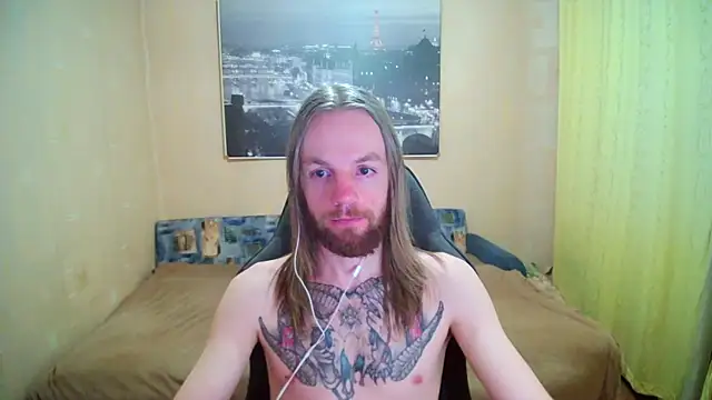 Snapshot of AdamDickens chatting on 06/24/26, 11:04 AdamDickens online show from 06/24/26, 11:04