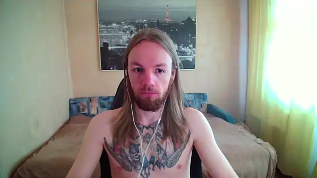 Snapshot of AdamDickens chatting on 06/26/26, 01:48 AdamDickens online show from 06/26/26, 01:48