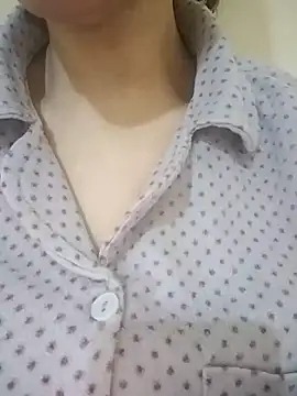 Miss-Lynda online show from 02/17/26, 04:24