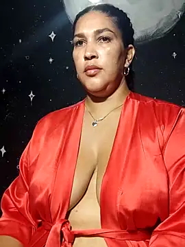 Ivy horse  online show from 04/14/26, 02:06