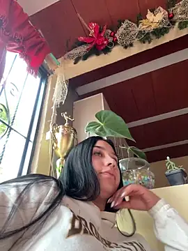 BELLAALEJA online show from 12/15/25, 07:29