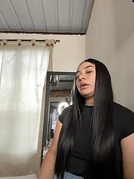 Snapshot of BELLAALEJA chatting on 07/20/26, 06:54 BELLAALEJA online show from 07/20/26, 06:54