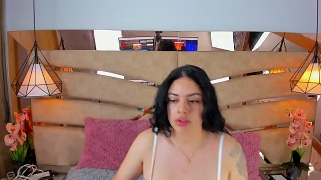 pamemiller1 online show from 04/15/26, 10:22