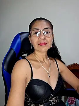 Natasha 50 online show from 01/13/26, 03:01