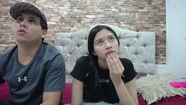 Snapshot of owenandrosecs chatting on 11/28/25, 07:05 owenandrosecs online show from 11/28/25, 07:05