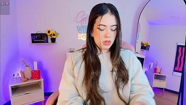 Alice Vixen online show from 04/08/26, 12:16