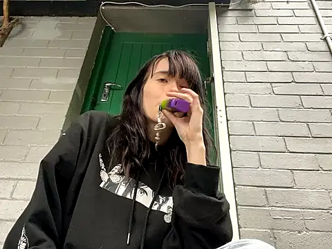 the holy t online show from 09/20/25, 09:54