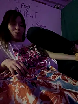 the holy t online show from 11/15/25, 05:20