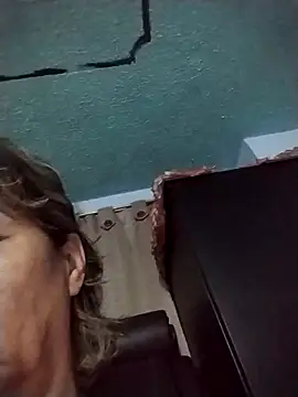 OliviaMorris1 online show from 04/22/26, 10:06