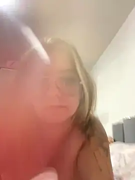 Snapshot of sophiemonroevip chatting on 10/22/25, 12:16 sophiemonroevip online show from 10/22/25, 12:16