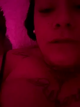 valen1891 online show from 10/29/25, 03:09