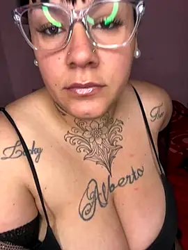 valen1891 online show from 10/31/25, 02:45