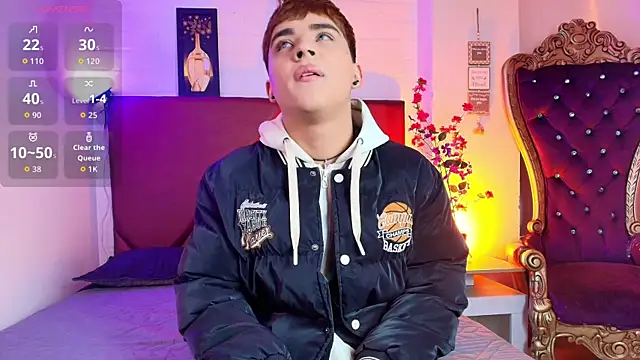 Lucass love online show from 04/21/26, 01:06