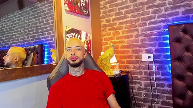 VinzenzRizzo online show from 12/17/25, 04:29