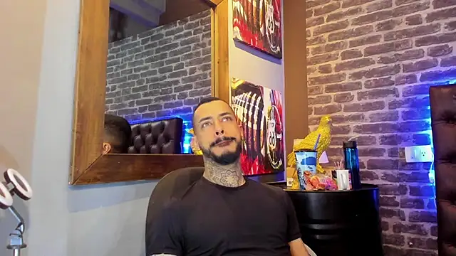 VinzenzRizzo online show from 02/04/26, 04:18