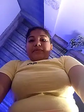 angelHeath13 online show from 10/26/25, 05:57