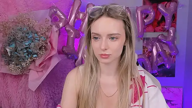 JuliaBrewwer online show from 09/13/25, 12:05