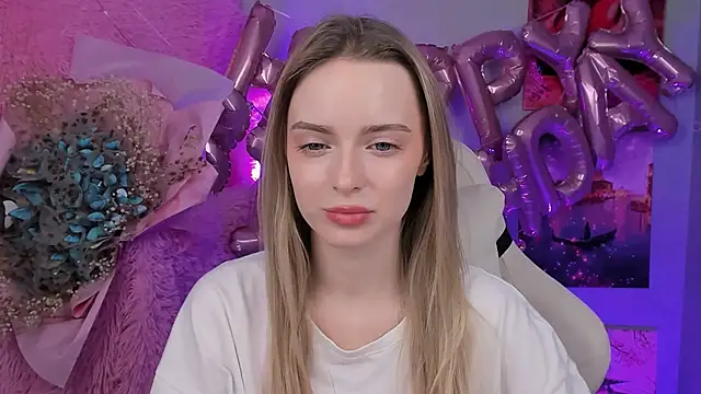 JuliaBrewwer online show from 09/25/25, 11:58