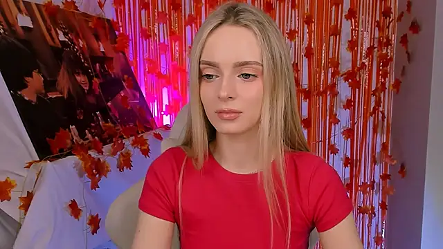 JuliaBrewwer online show from 11/18/25, 01:04