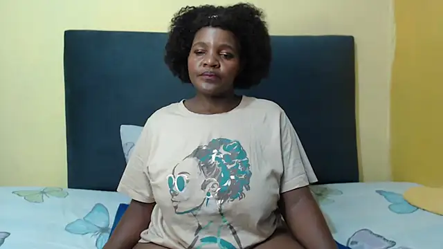 ChubbyBitch26 online show from 02/06/26, 06:11