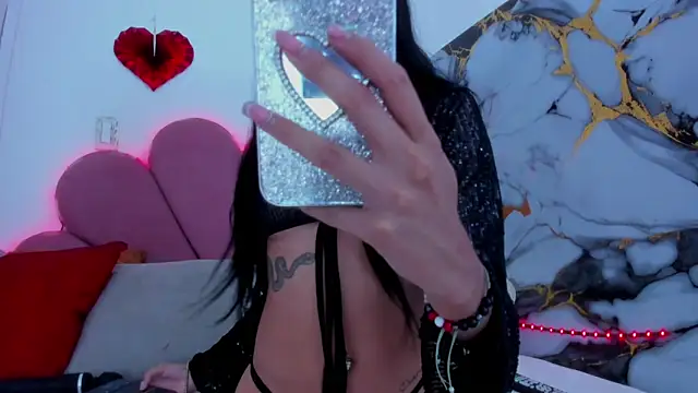 minnari online show from 02/24/26, 06:06