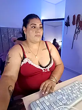 AndreaKinky online show from 10/20/25, 09:37