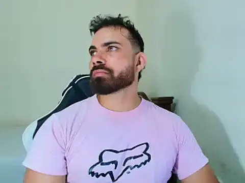 max love255 online show from 10/31/25, 09:49