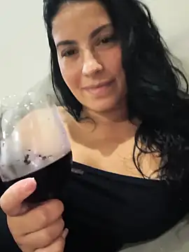 Snapshot of Danivinix chatting on 05/31/26, 01:47 Danivinix online show from 05/31/26, 01:47