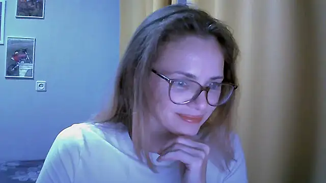 Snapshot of SEA_Dream chatting on 09/08/25, 02:38 SEA Dream online show from 09/08/25, 02:38