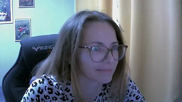 Snapshot of SEA_Dream chatting on 09/29/25, 06:29 SEA Dream online show from 09/29/25, 06:29
